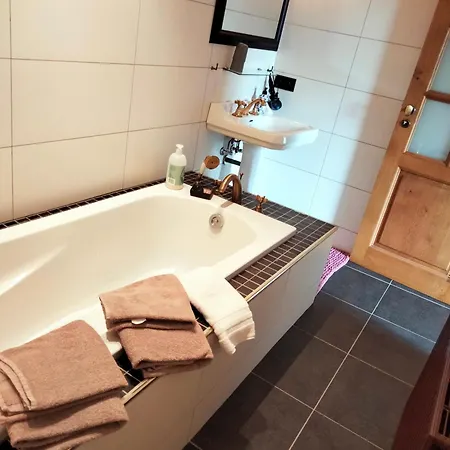L'auberge Beauraing Penzion Baronville